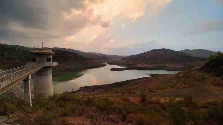 Dipotamos Dam Lefkara - Cyprus